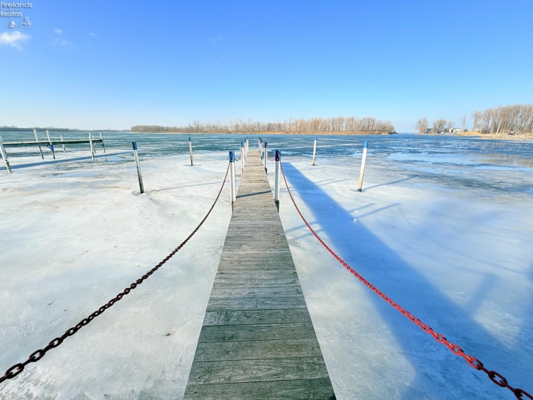 7631 Downend Drive, Marblehead, 43440, 3 Bedrooms Bedrooms, ,2 BathroomsBathrooms,Residential,For Sale,Downend,20260833