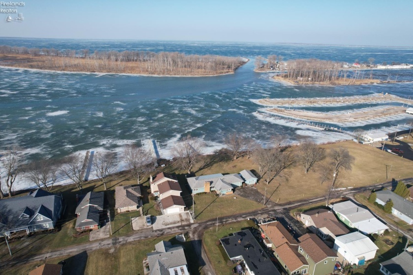 7631 Downend Drive, Marblehead, 43440, 3 Bedrooms Bedrooms, ,2 BathroomsBathrooms,Residential,For Sale,Downend,20260833