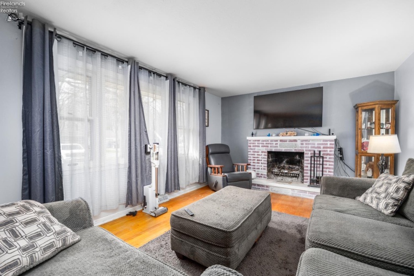 645 Terra Lane, Amherst, 44001, 3 Bedrooms Bedrooms, ,3 BathroomsBathrooms,Residential,For Sale,Terra,20260838