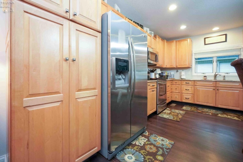 3345 Memorial Shoreway Drive, Marblehead, 43440, 3 Bedrooms Bedrooms, ,2 BathroomsBathrooms,Residential,For Sale,Memorial Shoreway,20260049