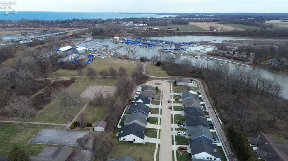 128 Port Lane, Huron, 44839, 3 Bedrooms Bedrooms, ,2 BathroomsBathrooms,Residential,For Sale,Port Lane,20260617