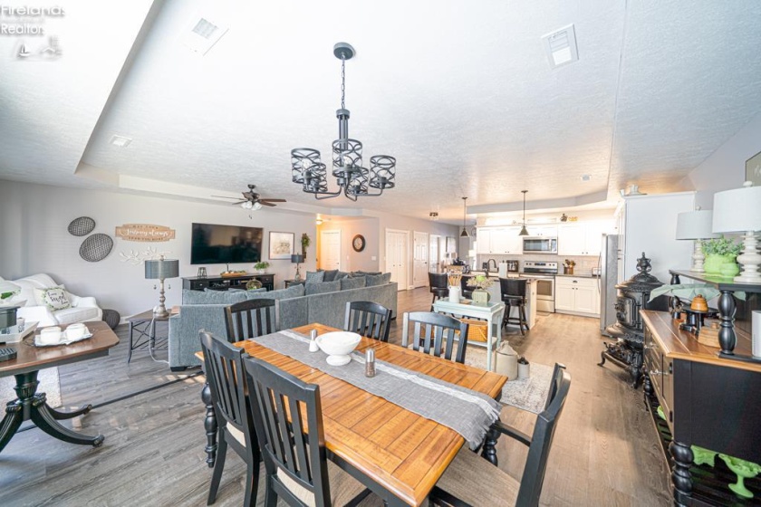 128 Port Lane, Huron, 44839, 3 Bedrooms Bedrooms, ,2 BathroomsBathrooms,Residential,For Sale,Port Lane,20260617