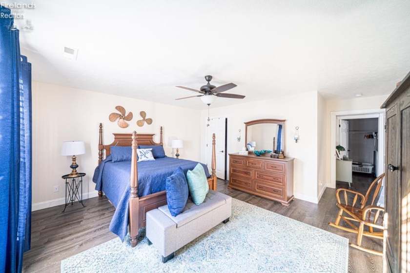 128 Port Lane, Huron, 44839, 3 Bedrooms Bedrooms, ,2 BathroomsBathrooms,Residential,For Sale,Port Lane,20260617