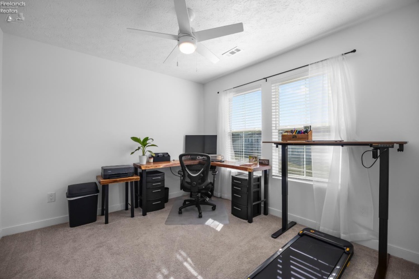 401 RIVER RUN DR, Elyria, 44035, 4 Bedrooms Bedrooms, ,4 BathroomsBathrooms,Residential,For Sale,RIVER RUN DR,20260795