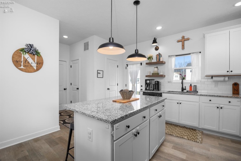 401 RIVER RUN DR, Elyria, 44035, 4 Bedrooms Bedrooms, ,4 BathroomsBathrooms,Residential,For Sale,RIVER RUN DR,20260795