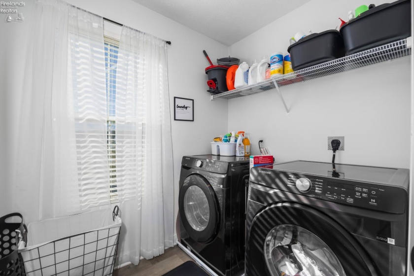 401 RIVER RUN DR, Elyria, 44035, 4 Bedrooms Bedrooms, ,4 BathroomsBathrooms,Residential,For Sale,RIVER RUN DR,20260795