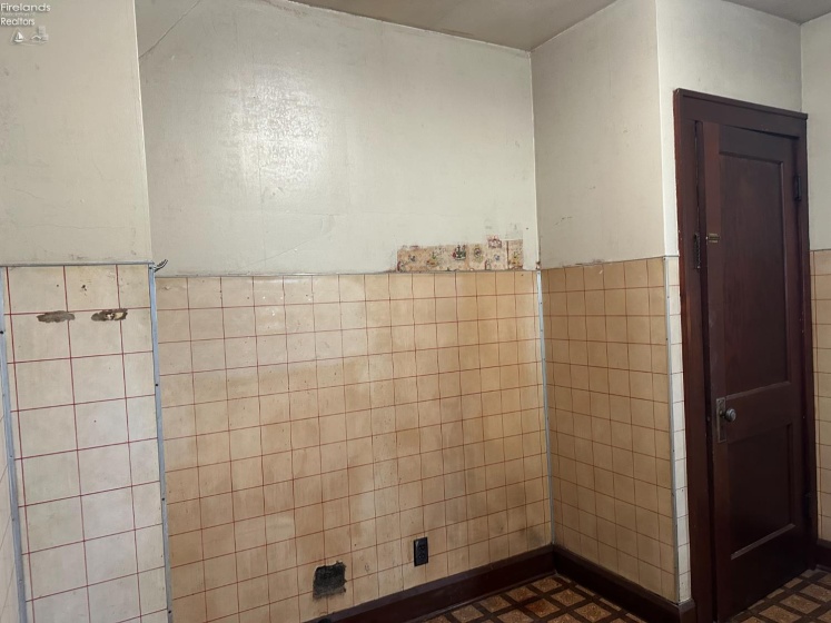 427 Locust Street, Oak Harbor, 43449, 2 Bedrooms Bedrooms, ,1 BathroomBathrooms,Residential,For Sale,Locust,20260834