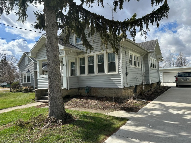 427 Locust Street, Oak Harbor, 43449, 2 Bedrooms Bedrooms, ,1 BathroomBathrooms,Residential,For Sale,Locust,20260834