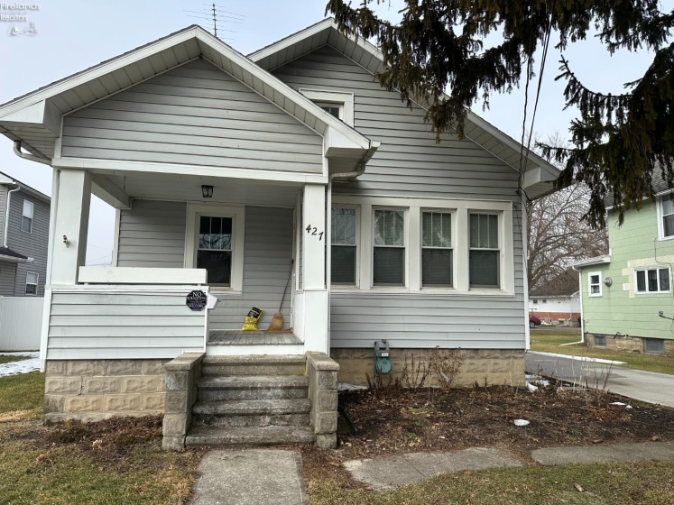 427 Locust Street, Oak Harbor, 43449, 2 Bedrooms Bedrooms, ,1 BathroomBathrooms,Residential,For Sale,Locust,20260834