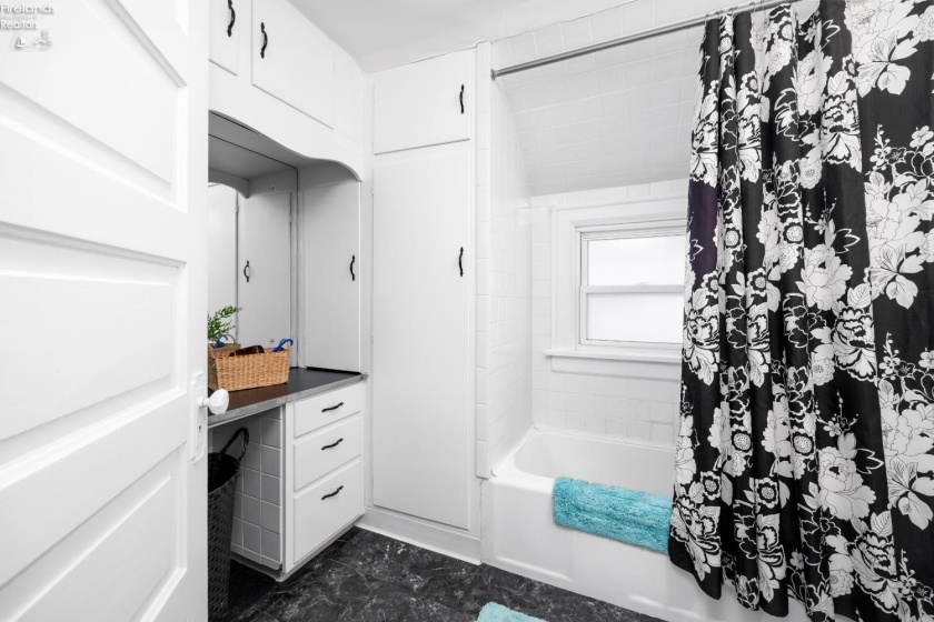 312 42nd Street, Sandusky, 44870, 3 Bedrooms Bedrooms, ,2 BathroomsBathrooms,Residential,For Sale,42nd,20260843