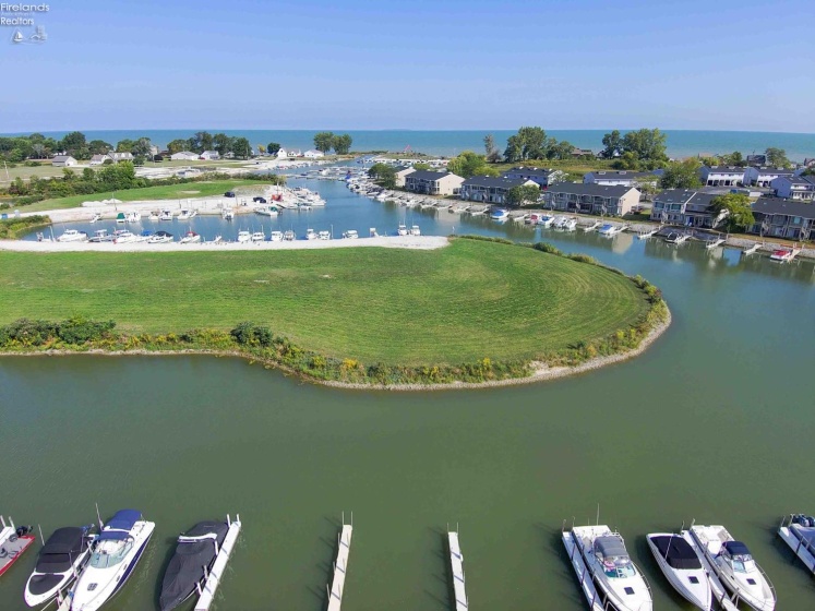 8908 Canada Goose Court, Oak Harbor, 43449, 2 Bedrooms Bedrooms, ,2 BathroomsBathrooms,Residential,For Sale,Canada Goose,20260528