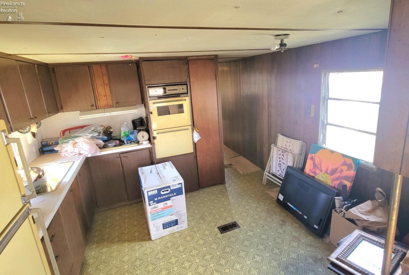 2300 Danbury Station Road, Port Clinton, 43440, 3 Bedrooms Bedrooms, ,1 BathroomBathrooms,Residential,For Sale,Danbury Station,20260850