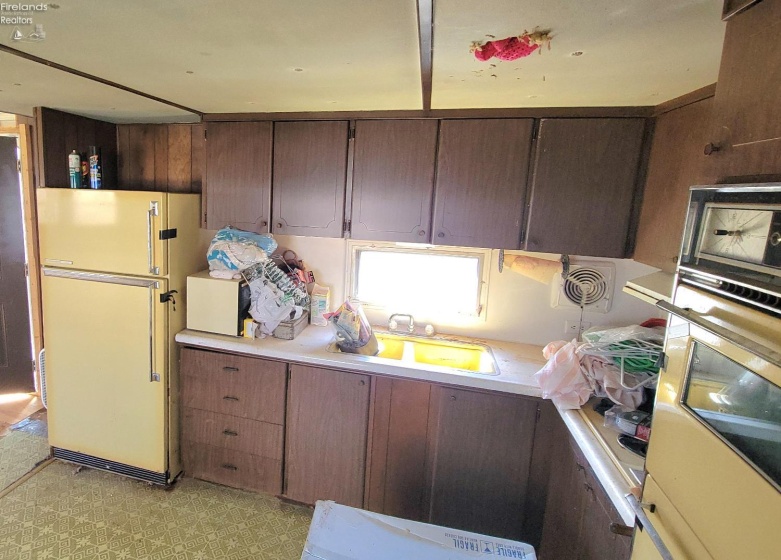 2300 Danbury Station Road, Port Clinton, 43440, 3 Bedrooms Bedrooms, ,1 BathroomBathrooms,Residential,For Sale,Danbury Station,20260850