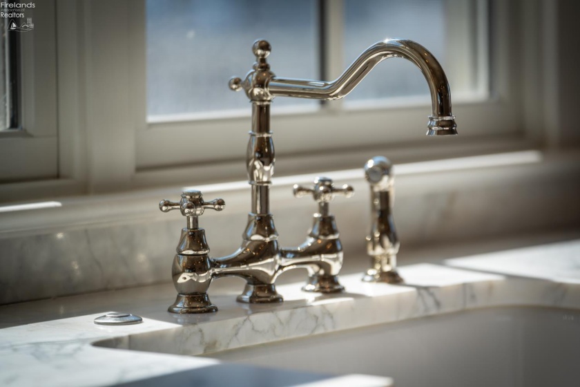 497 Bay Point Boulevard, Marblehead, 43440, 6 Bedrooms Bedrooms, ,7 BathroomsBathrooms,Residential,For Sale,Bay Point,20260835