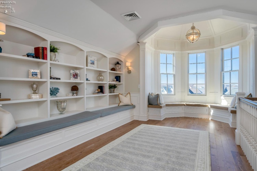 497 Bay Point Boulevard, Marblehead, 43440, 6 Bedrooms Bedrooms, ,7 BathroomsBathrooms,Residential,For Sale,Bay Point,20260835