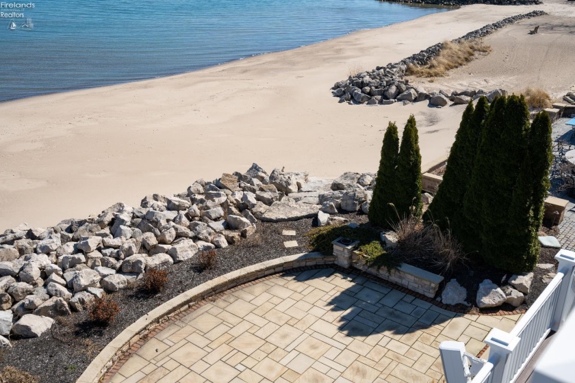 497 Bay Point Boulevard, Marblehead, 43440, 6 Bedrooms Bedrooms, ,7 BathroomsBathrooms,Residential,For Sale,Bay Point,20260835