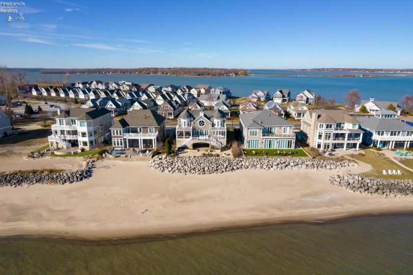 497 Bay Point Boulevard, Marblehead, 43440, 6 Bedrooms Bedrooms, ,7 BathroomsBathrooms,Residential,For Sale,Bay Point,20260835