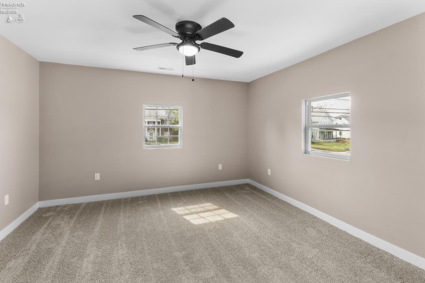 817 Main Street, Bellevue, 44811, 5 Bedrooms Bedrooms, ,3 BathroomsBathrooms,Residential,For Sale,Main,20260842