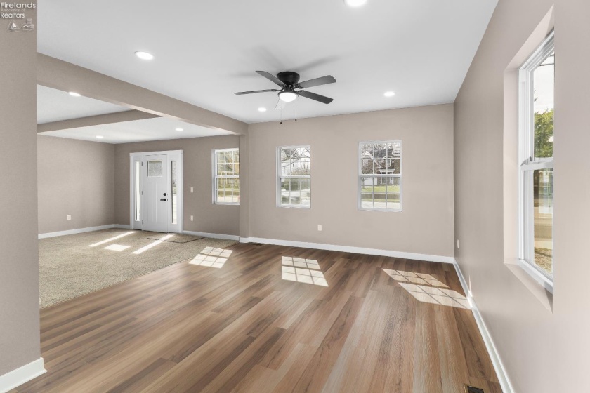 817 Main Street, Bellevue, 44811, 5 Bedrooms Bedrooms, ,3 BathroomsBathrooms,Residential,For Sale,Main,20260842