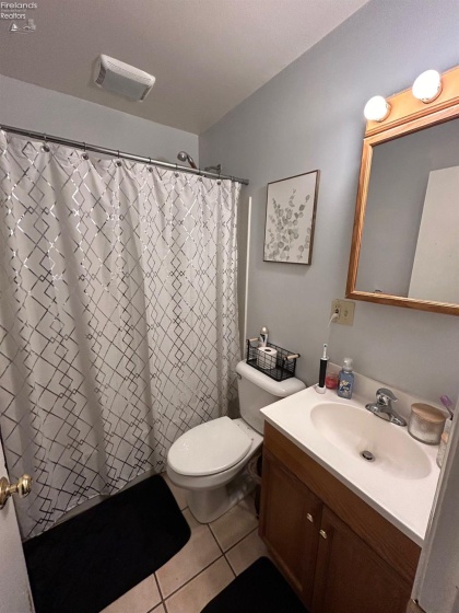 1760 Wyndhurst, Toledo, 43607, 5 Bedrooms Bedrooms, ,2 BathroomsBathrooms,Residential For Lease,For Lease,Wyndhurst,20260855