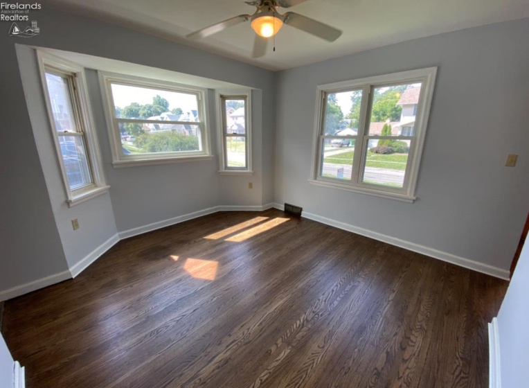 1760 Wyndhurst, Toledo, 43607, 5 Bedrooms Bedrooms, ,2 BathroomsBathrooms,Residential For Lease,For Lease,Wyndhurst,20260855