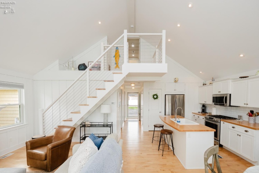 9886 Bayshore Road, Marblehead, 43440, 3 Bedrooms Bedrooms, ,2 BathroomsBathrooms,Residential,For Sale,Bayshore,20260856