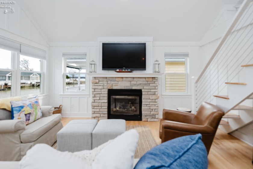 9886 Bayshore Road, Marblehead, 43440, 3 Bedrooms Bedrooms, ,2 BathroomsBathrooms,Residential,For Sale,Bayshore,20260856