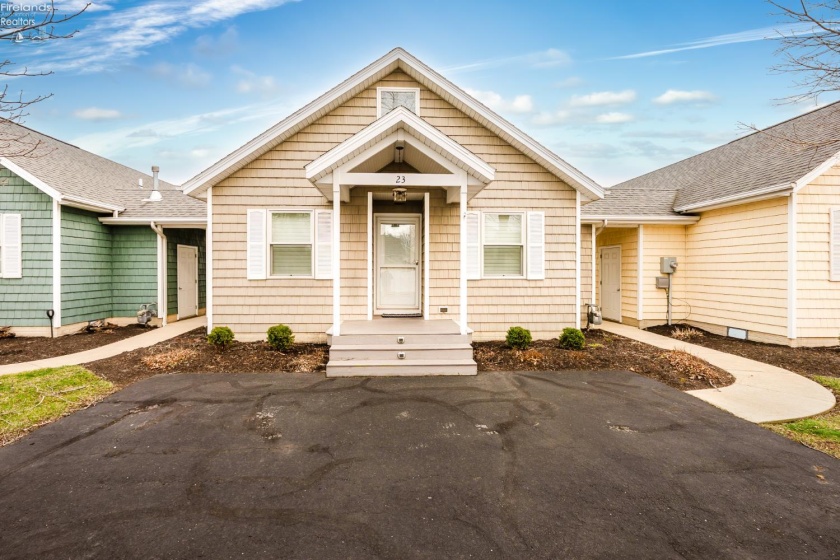 9886 Bayshore Road, Marblehead, 43440, 3 Bedrooms Bedrooms, ,2 BathroomsBathrooms,Residential,For Sale,Bayshore,20260856