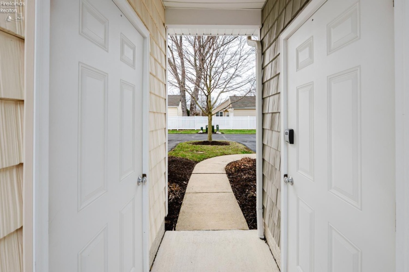 9886 Bayshore Road, Marblehead, 43440, 3 Bedrooms Bedrooms, ,2 BathroomsBathrooms,Residential,For Sale,Bayshore,20260856