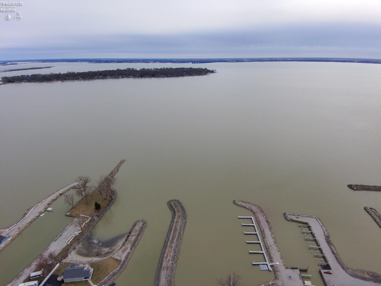 9886 Bayshore Road, Marblehead, 43440, 3 Bedrooms Bedrooms, ,2 BathroomsBathrooms,Residential,For Sale,Bayshore,20260856