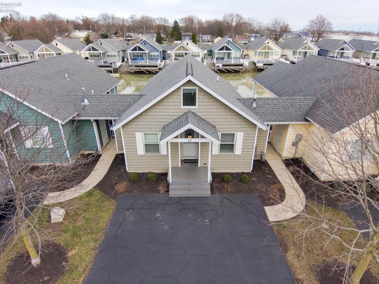 9886 Bayshore Road, Marblehead, 43440, 3 Bedrooms Bedrooms, ,2 BathroomsBathrooms,Residential,For Sale,Bayshore,20260856