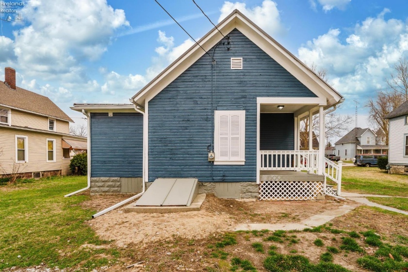 1026 Western Avenue, Fremont, 43420, 3 Bedrooms Bedrooms, ,1 BathroomBathrooms,Residential,For Sale,Western,20260667