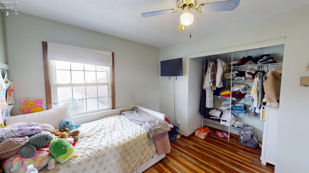 1453 White Ave, Fremont, 43420, 5 Bedrooms Bedrooms, ,3 BathroomsBathrooms,Residential,For Sale,White Ave,20260803