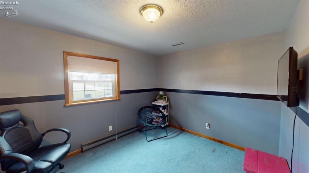 1453 White Ave, Fremont, 43420, 5 Bedrooms Bedrooms, ,3 BathroomsBathrooms,Residential,For Sale,White Ave,20260803