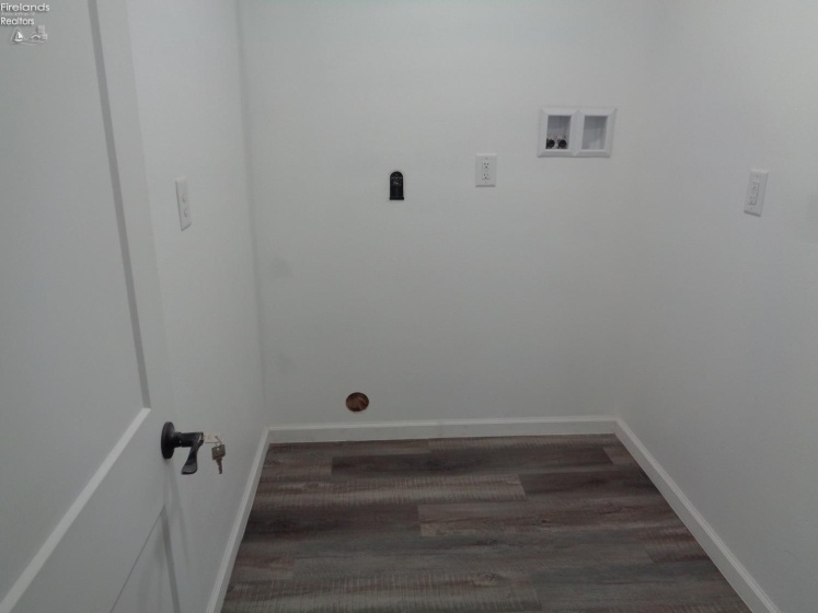 512 Dale Avenue, Willard, 44890, 4 Bedrooms Bedrooms, ,2 BathroomsBathrooms,Residential,For Sale,Dale,20260861