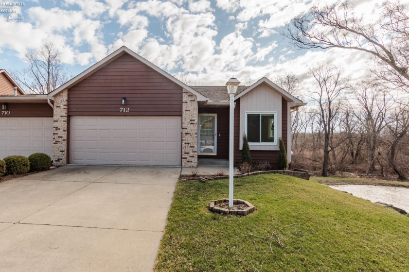 712 Elizabeth Drive, Huron, 44839, 3 Bedrooms Bedrooms, ,3 BathroomsBathrooms,Residential,For Sale,Elizabeth,20260857