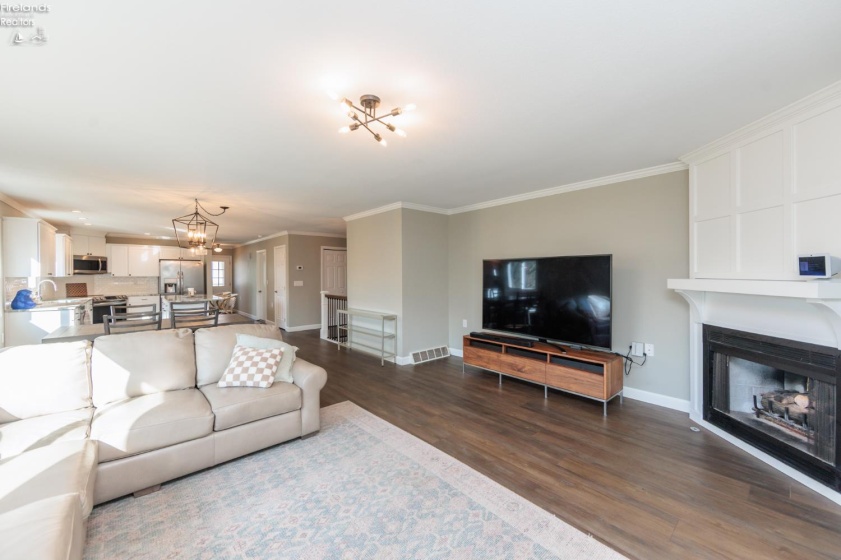 712 Elizabeth Drive, Huron, 44839, 3 Bedrooms Bedrooms, ,3 BathroomsBathrooms,Residential,For Sale,Elizabeth,20260857