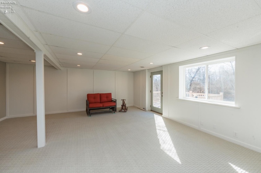 712 Elizabeth Drive, Huron, 44839, 3 Bedrooms Bedrooms, ,3 BathroomsBathrooms,Residential,For Sale,Elizabeth,20260857