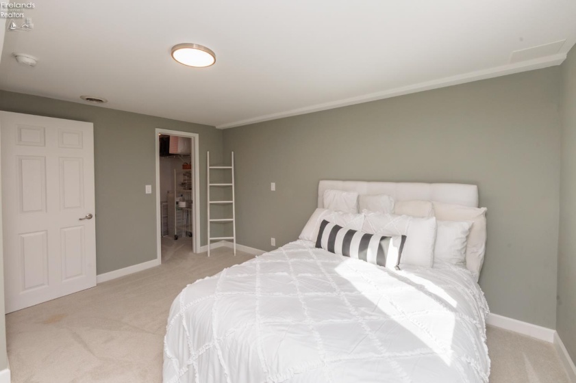 712 Elizabeth Drive, Huron, 44839, 3 Bedrooms Bedrooms, ,3 BathroomsBathrooms,Residential,For Sale,Elizabeth,20260857