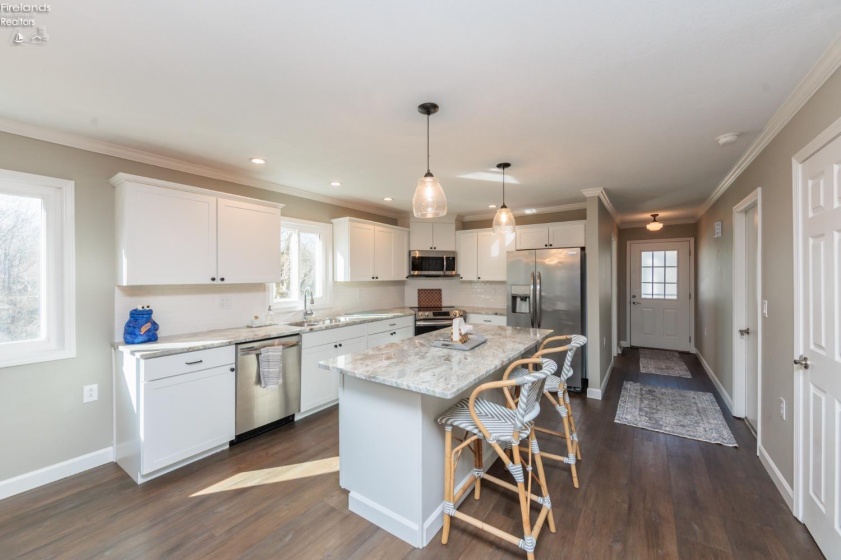 712 Elizabeth Drive, Huron, 44839, 3 Bedrooms Bedrooms, ,3 BathroomsBathrooms,Residential,For Sale,Elizabeth,20260857