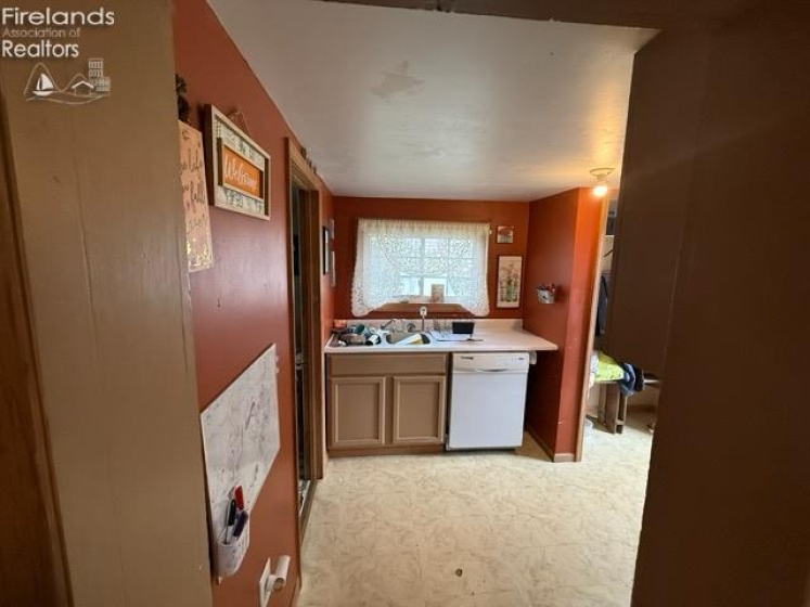 98 Adams Street, McCutchenville, 44844, 2 Bedrooms Bedrooms, ,1 BathroomBathrooms,Residential,For Sale,Adams,20260866