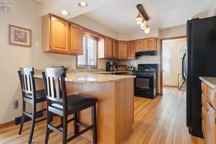 735 Grant Street, Port Clinton, 43452, 4 Bedrooms Bedrooms, ,4 BathroomsBathrooms,Residential,For Sale,Grant,20260806