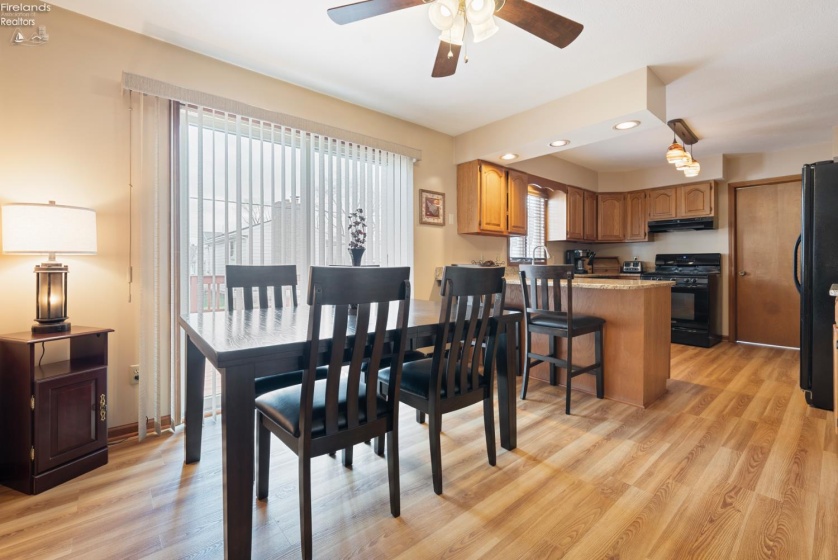 735 Grant Street, Port Clinton, 43452, 4 Bedrooms Bedrooms, ,4 BathroomsBathrooms,Residential,For Sale,Grant,20260806