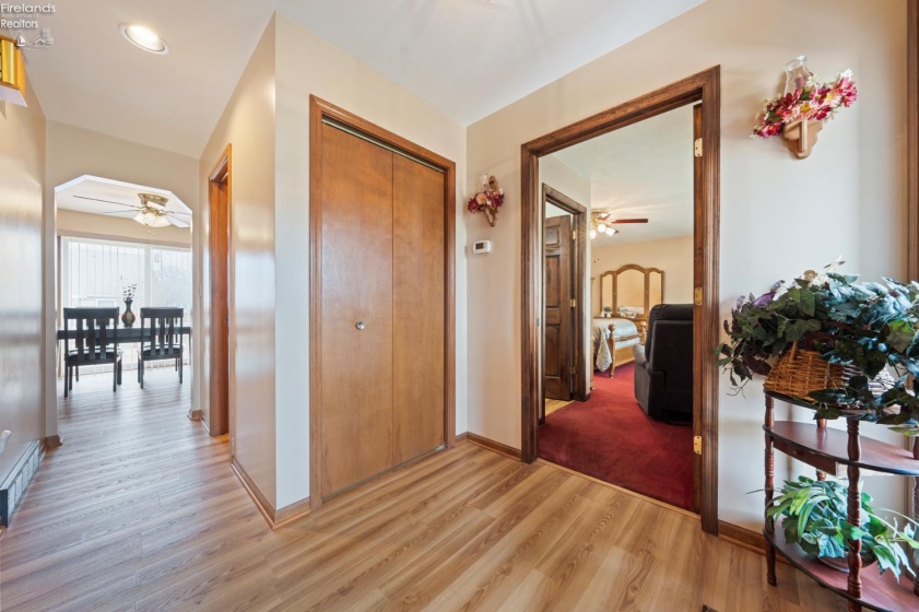 735 Grant Street, Port Clinton, 43452, 4 Bedrooms Bedrooms, ,4 BathroomsBathrooms,Residential,For Sale,Grant,20260806