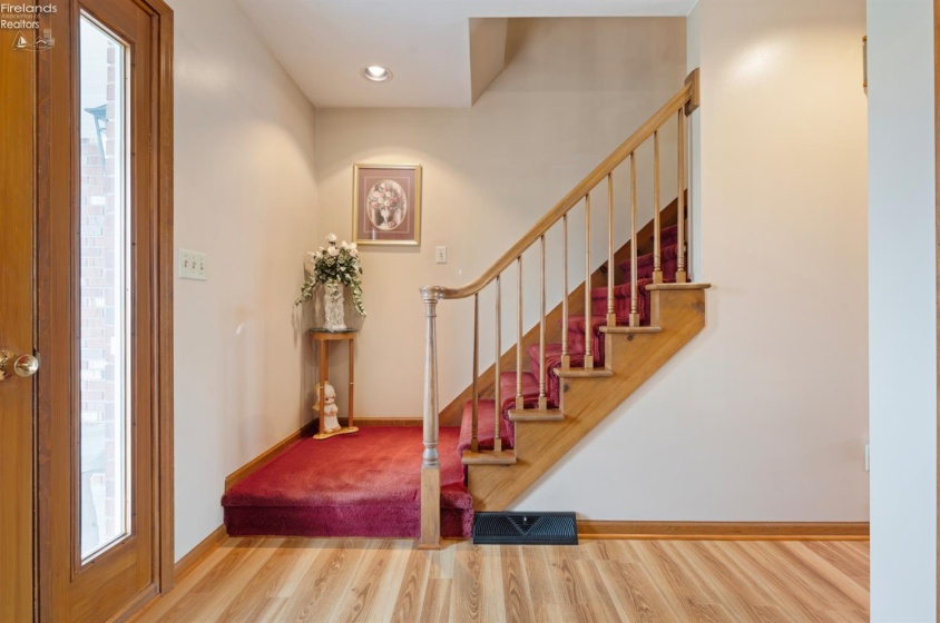 735 Grant Street, Port Clinton, 43452, 4 Bedrooms Bedrooms, ,4 BathroomsBathrooms,Residential,For Sale,Grant,20260806