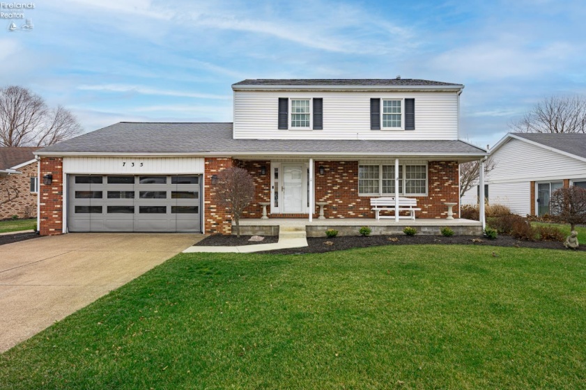 735 Grant Street, Port Clinton, 43452, 4 Bedrooms Bedrooms, ,4 BathroomsBathrooms,Residential,For Sale,Grant,20260806