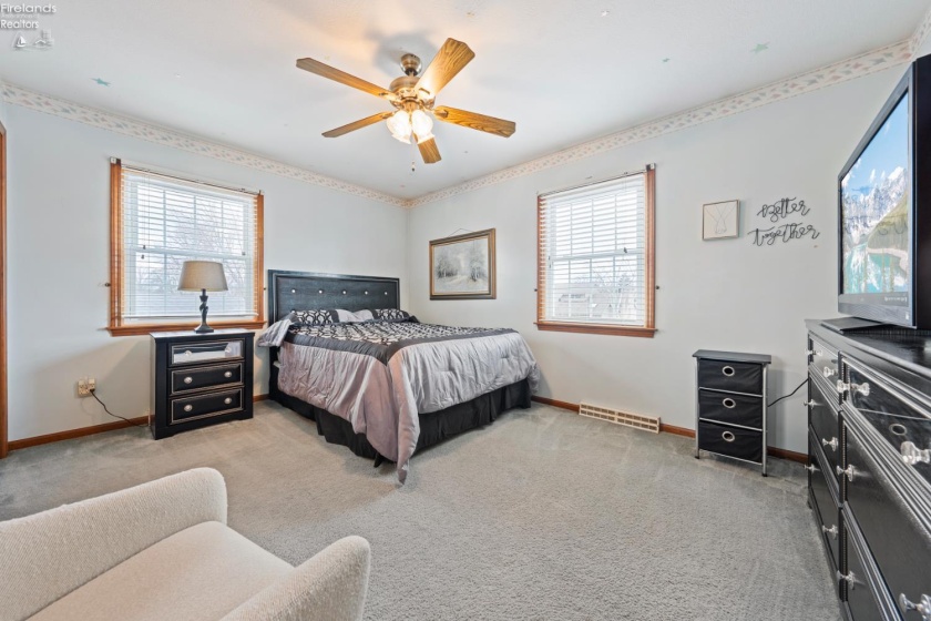 735 Grant Street, Port Clinton, 43452, 4 Bedrooms Bedrooms, ,4 BathroomsBathrooms,Residential,For Sale,Grant,20260806