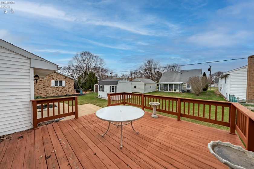 735 Grant Street, Port Clinton, 43452, 4 Bedrooms Bedrooms, ,4 BathroomsBathrooms,Residential,For Sale,Grant,20260806