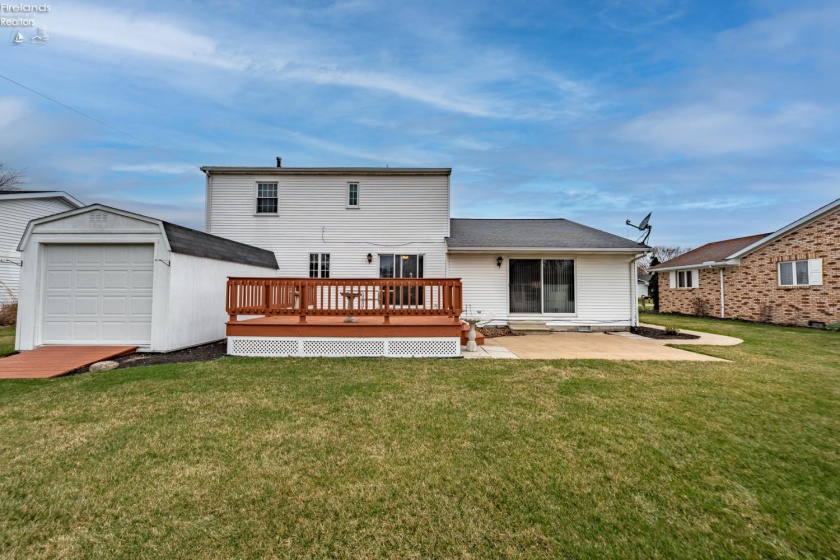 735 Grant Street, Port Clinton, 43452, 4 Bedrooms Bedrooms, ,4 BathroomsBathrooms,Residential,For Sale,Grant,20260806