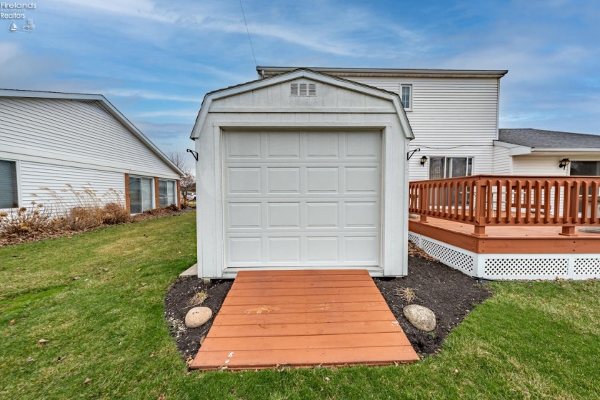 735 Grant Street, Port Clinton, 43452, 4 Bedrooms Bedrooms, ,4 BathroomsBathrooms,Residential,For Sale,Grant,20260806